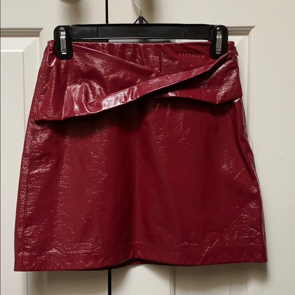Patent leather mini skirt - Picture 3 of 4